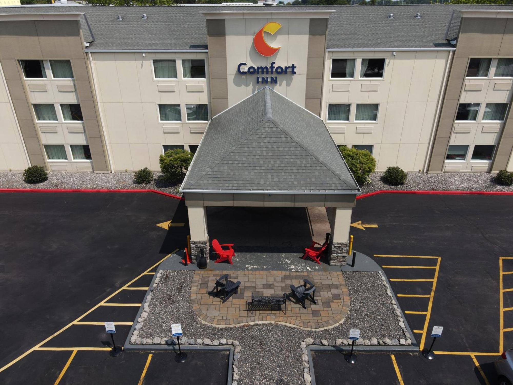 Comfort Inn Mayfield Heights Cleveland East Exterior foto