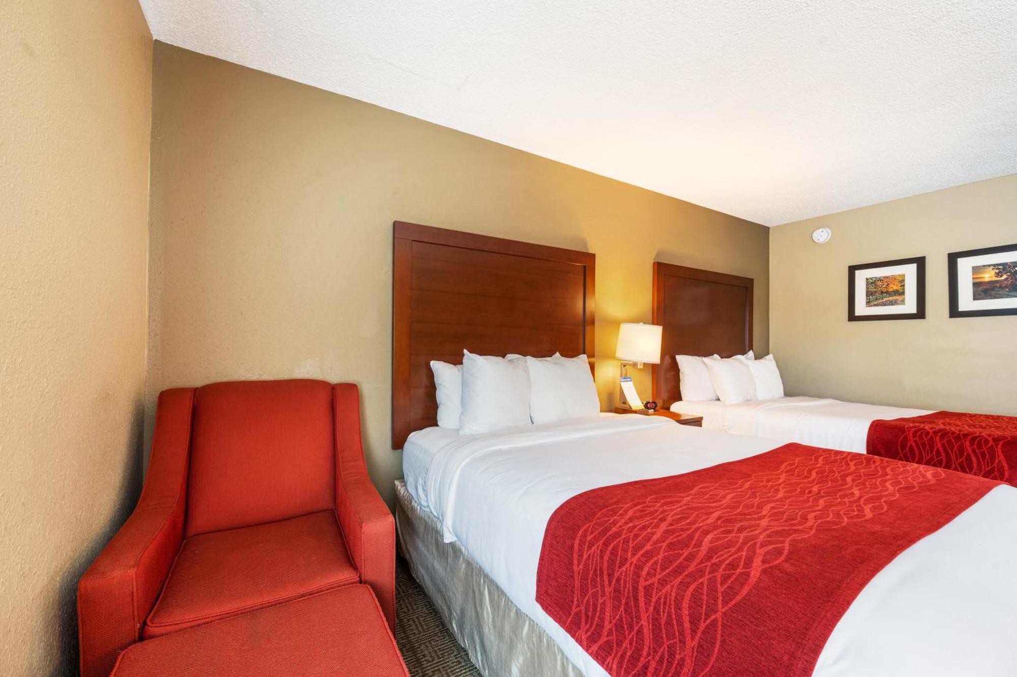 Comfort Inn Mayfield Heights Cleveland East Exterior foto