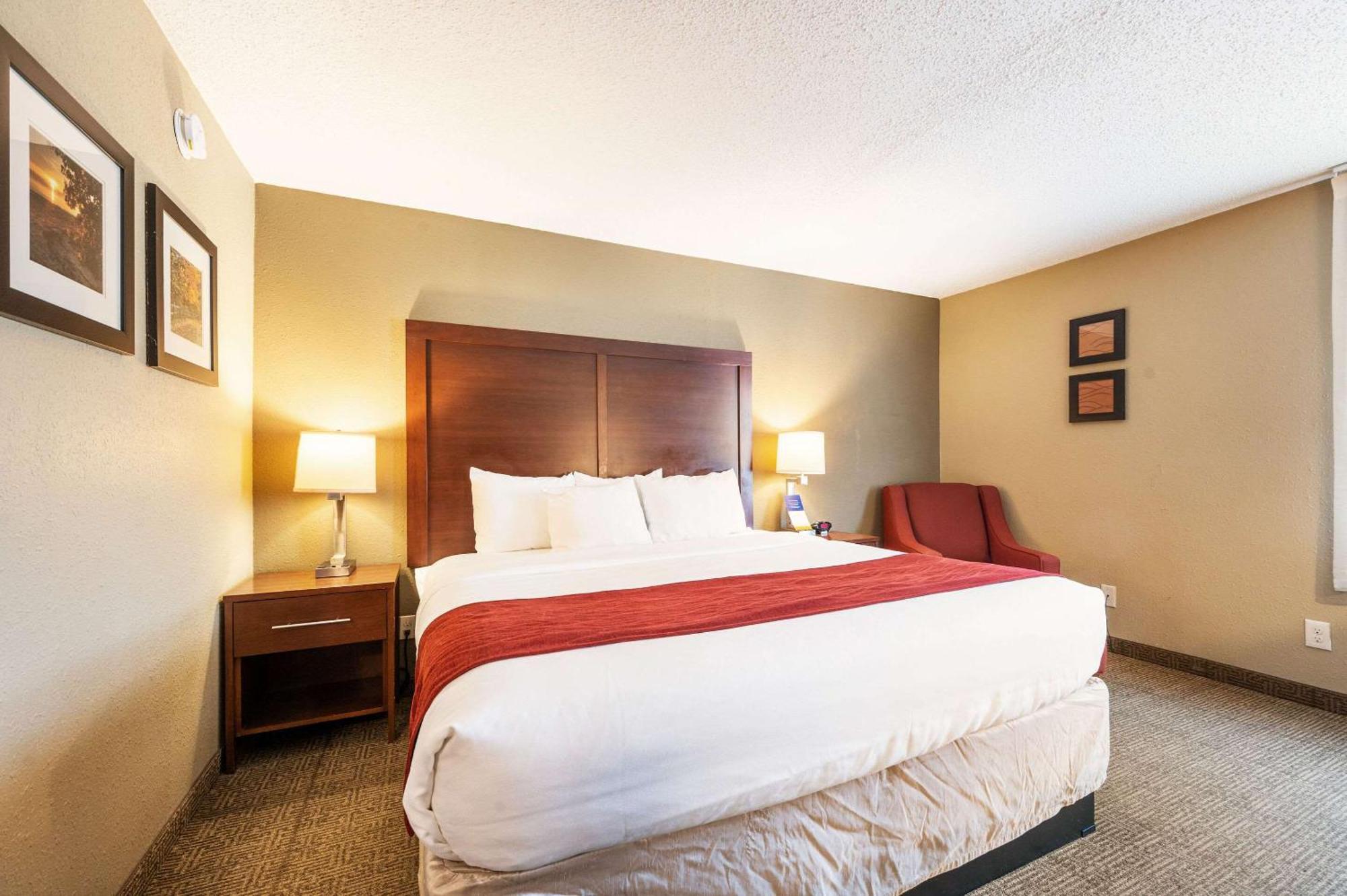 Comfort Inn Mayfield Heights Cleveland East Exterior foto