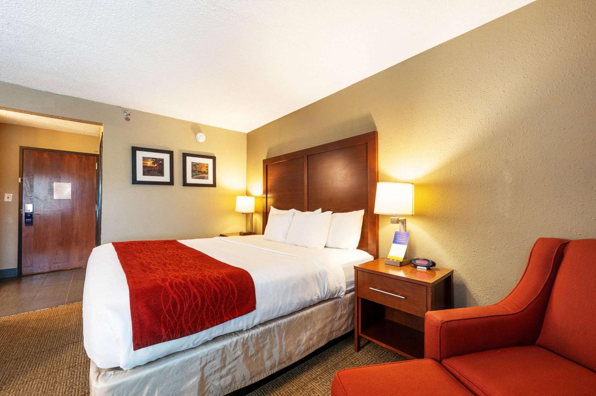 Comfort Inn Mayfield Heights Cleveland East Exterior foto